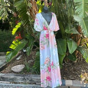 floral kimono sleeve dress with tie waist in front slit